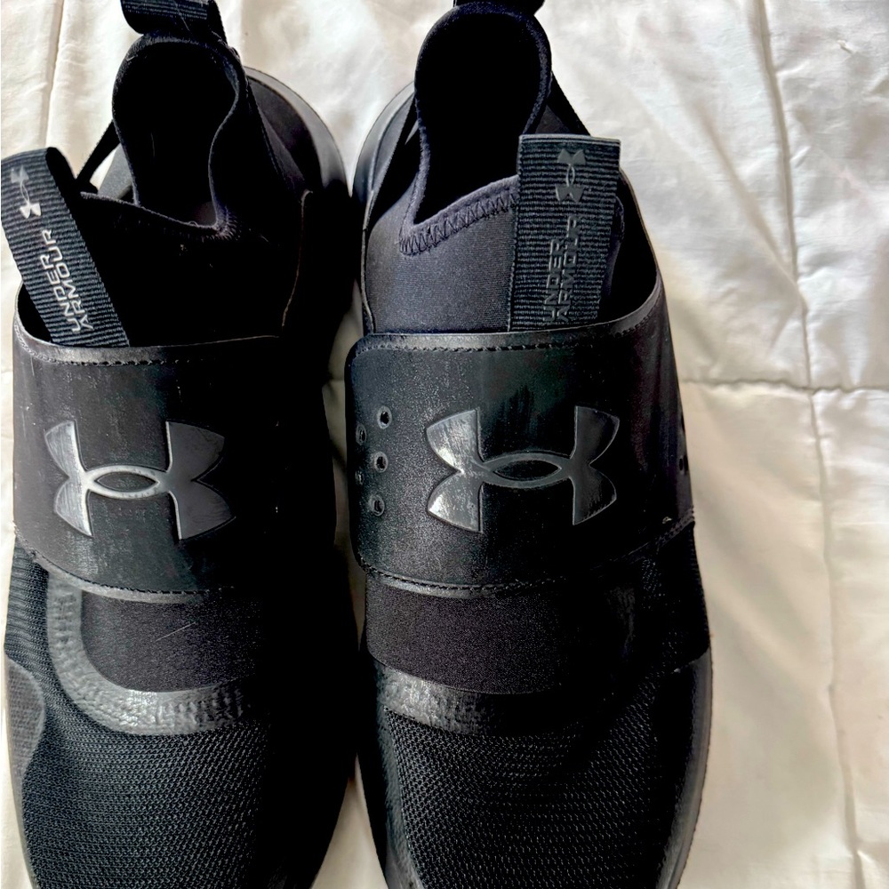 Mens Under Armour casual shoe. Size 12
